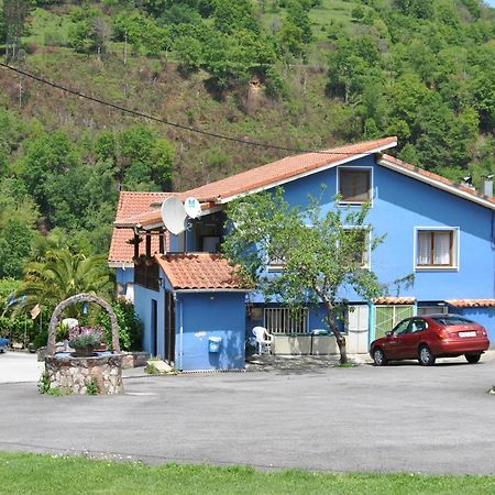 Hotel Avelina Onís Kültér fotó