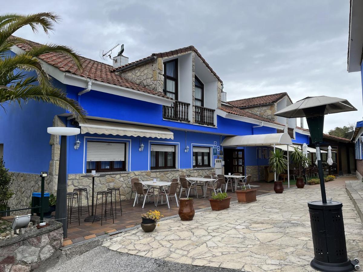 Hotel Avelina Onís Kültér fotó