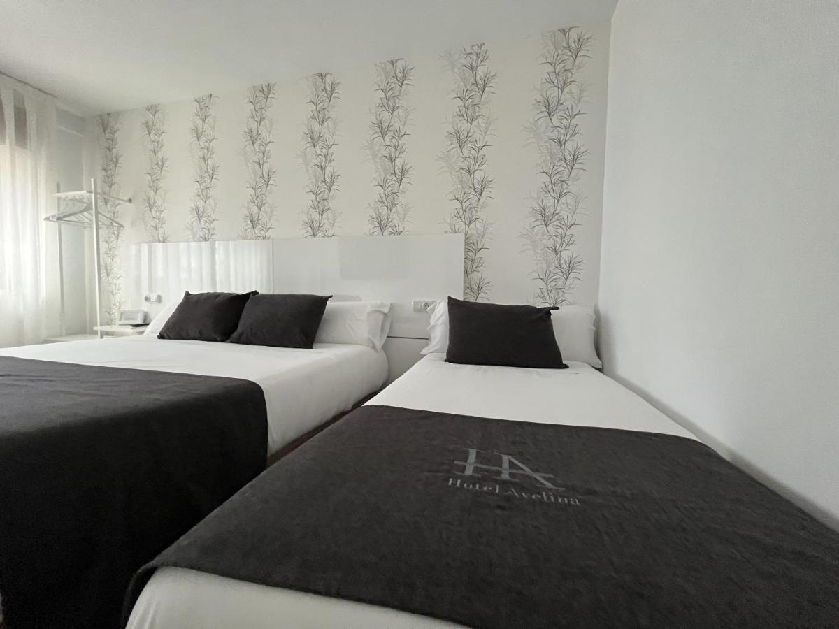 Hotel Avelina Onís Kültér fotó